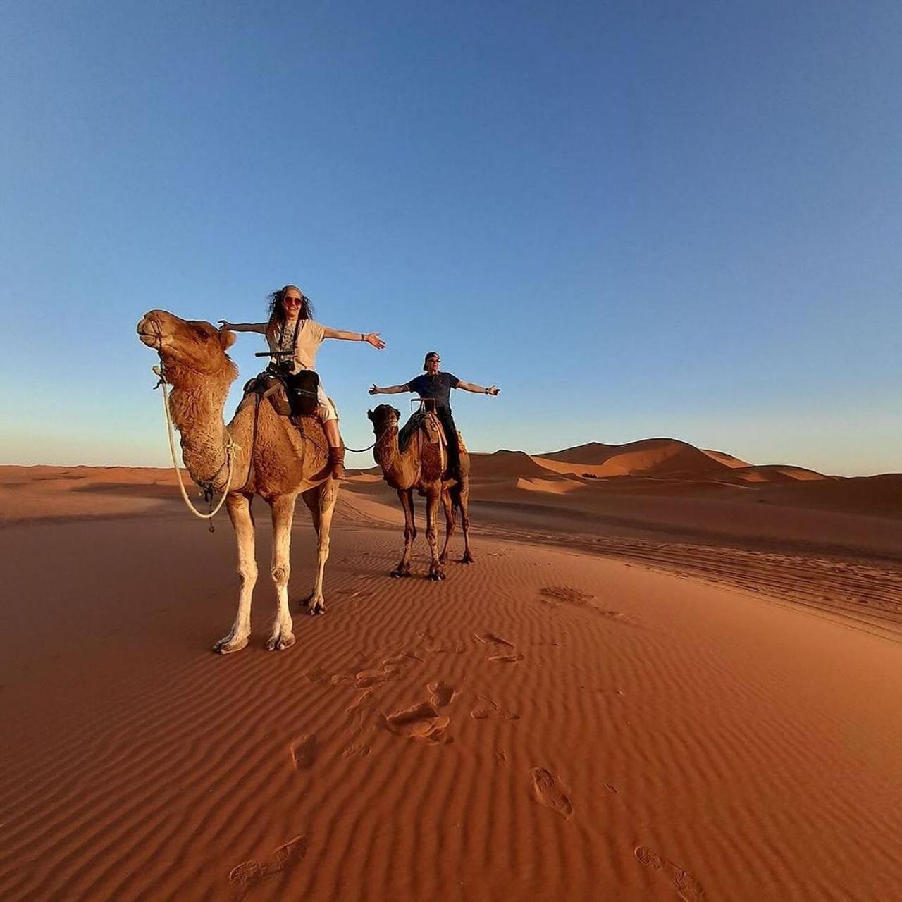 Merzouga Berbers Luxury Camp Exterior photo