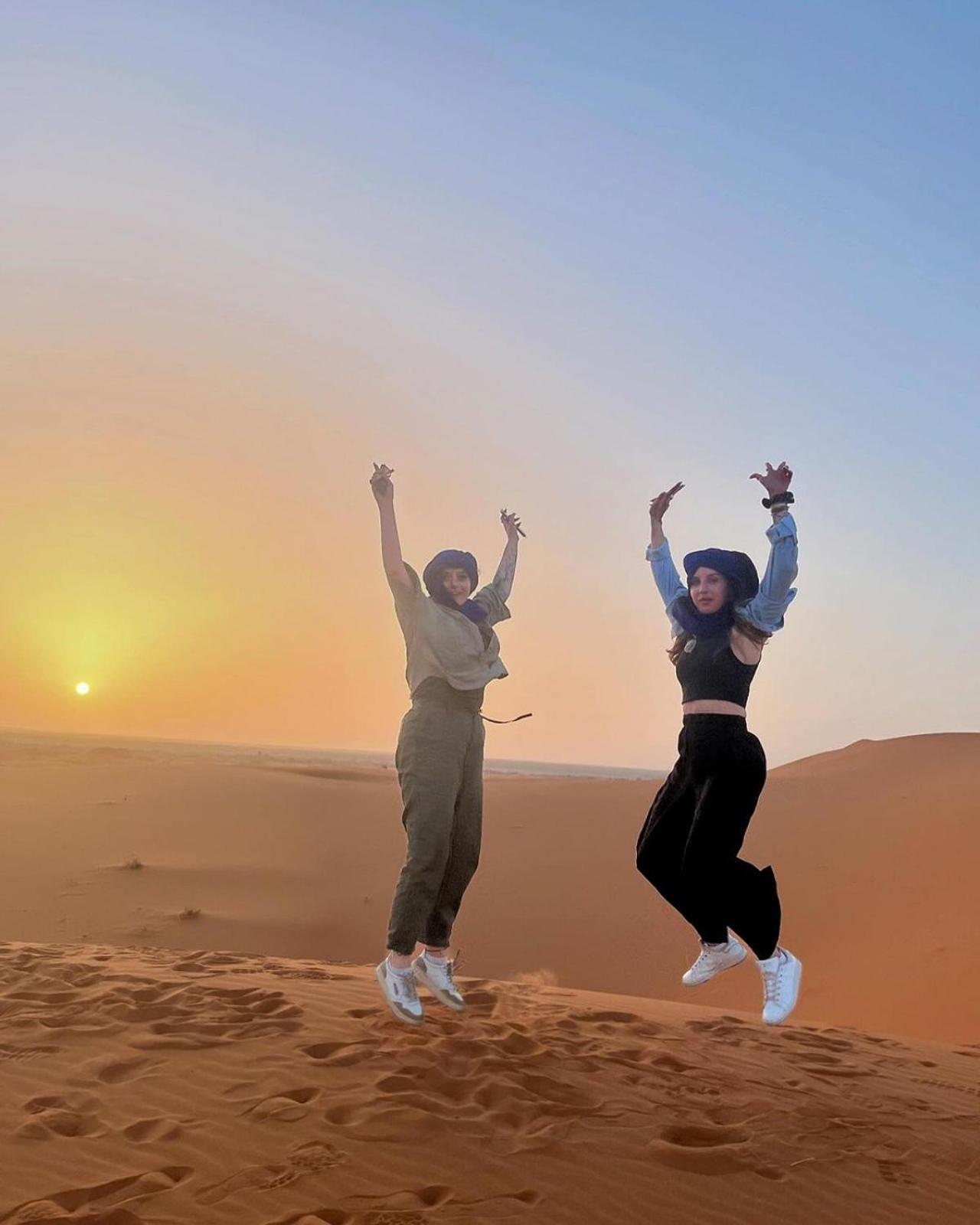 Merzouga Berbers Luxury Camp Exterior photo
